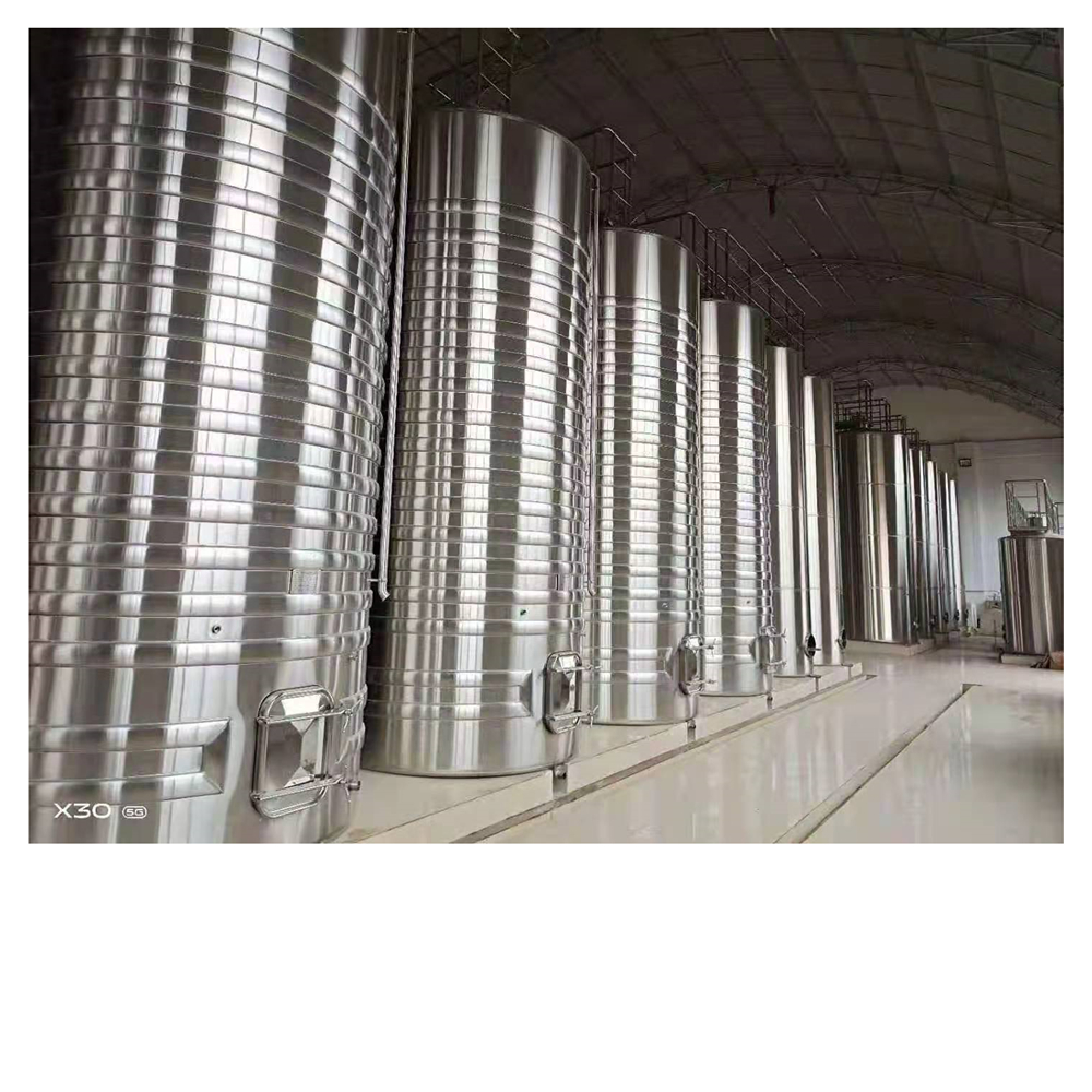 Tanque de almacenamiento de fermentación de vino a gran escala